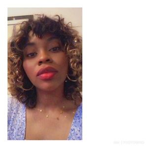 Meet your Posher, Grace